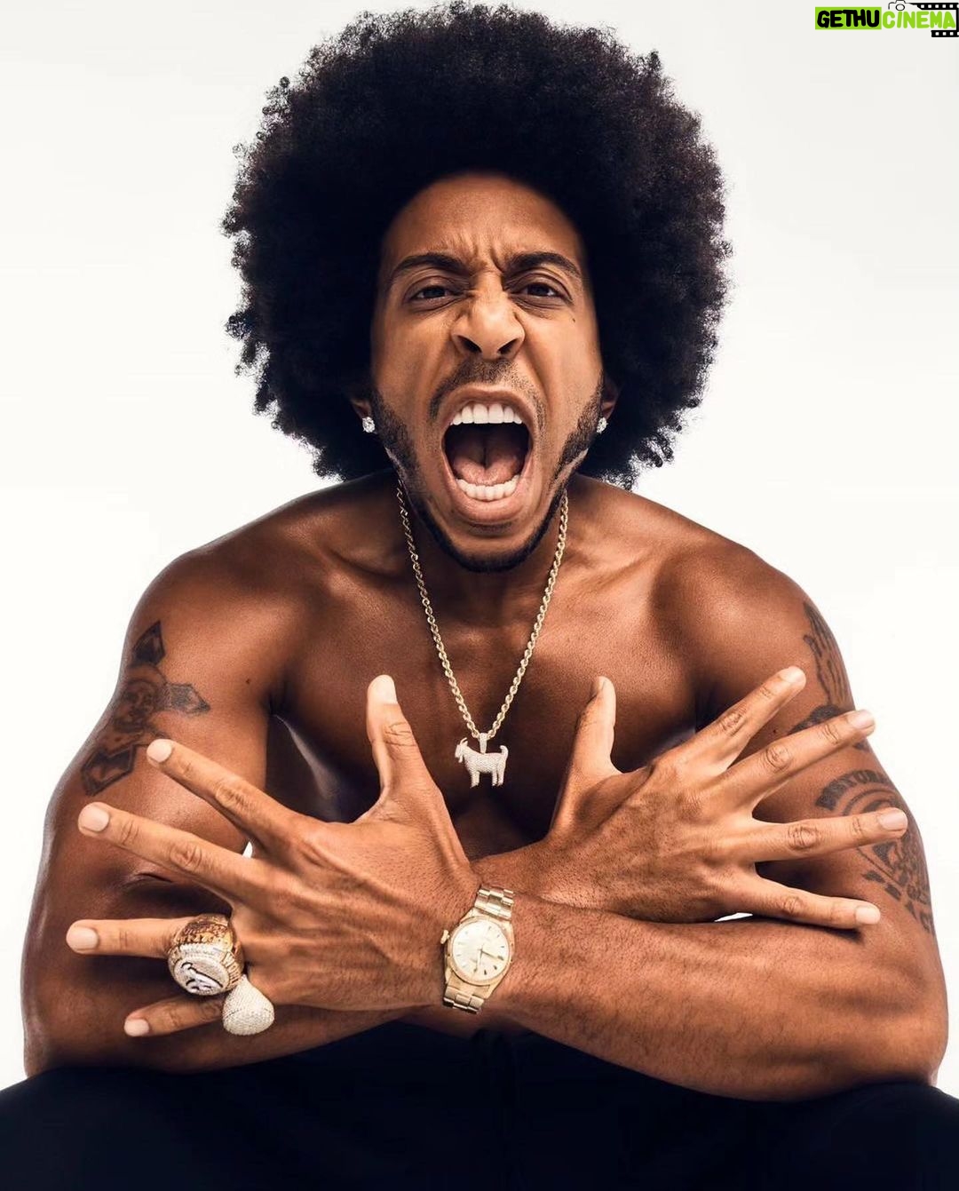 Ludacris Instagram - Celebrating 50 years of HipHop on the cover @menshealthmag with some other game changers that continue to push the culture forward. Check out the link in my bio 💪🏾 Magazine: @menshealthmag
EIC: @richdorment
Photographer: @shayan.asgharnia
Barber: @vincethebarber
Grooming: @tashareikobrown Personal Trainer: @georgebamfojr 52 Blocks Trainer: @52thoughts Creative Director: @jamieprokell
Visuals Director: @runred
Fashion Director: @tedstaffordstyle
Entertainment Director: @whatisnojan Writer: @gerrickkennedy