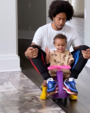 Ludacris Instagram - There Is A New BO$$ Of The Household & She Turns 2 Today! My Future Soccer ⚽️ Player/Fast& Furious Star ⭐️(check last slide) Thank You For Showing Me True Love All Over Again 🙏🏾 HBD BABY CHANCE 👑