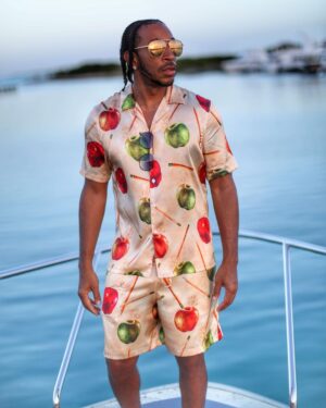 Ludacris Instagram - No Rich Parents, No Hand Outs, No Favors. Just Straight HUSTLE, ALL DAY, EVERY FUCKIN DAY 🎯