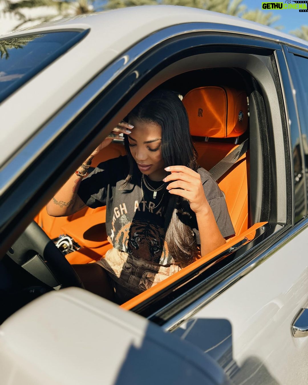 Ludmilla Instagram - Fora de alcance Miami, Florida