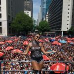 Ludmilla Instagram - Saldo do fim do carnaval: Rio de Janeiro, botamos mais de 1.2 milhão de pessoas na rua cantando, curtindo e vivendo o Fervo da Lud comigo. Batemos o recorde de público do carnaval carioca. Além de Macetando, música do carnaval, tem Maliciosa, que está na boca do povo também. Obrigada a cada um de vocês por serem meu carnaval do Recife, da Bahia, de SP, BH, RJ… e de todo esse Brasilzão. Botamos pra ferver. Ano que vem tem mais ♥️ e vai ter bloco fervo da Lud em SP 😜