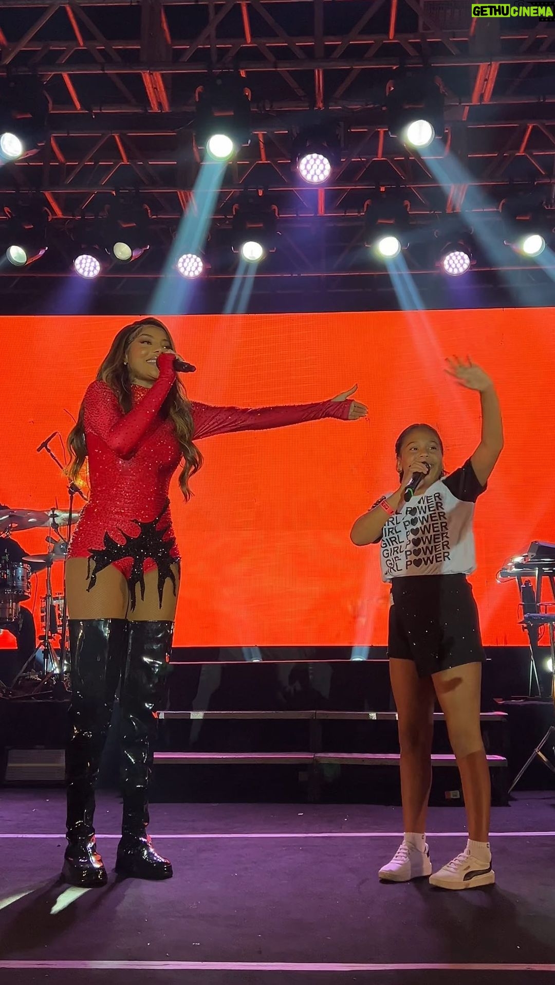 Ludmilla Instagram - A gente sabe que é hit quando as crianças já sabem cantar ❤️