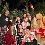 Luis Fonsi Instagram - Ugly pajama party vibes con el familión 🫶🏼 🎅