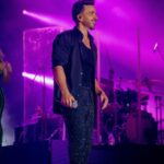 Luis Fonsi Instagram – Lo que vivimos anoche fue demasiado emocionante, wow ❤️. Gracias Caracas, gracias por tanto! 
Valencia, te veo en un rato 🔥🇻🇪

📷: @gabrielsolan