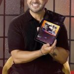 Luis Fonsi Instagram – Fue muy divertido identificar canciones de esa manera. Lo han intentado? 😂 #LuisFonsi #TeamFonsi #LaVozEspaña