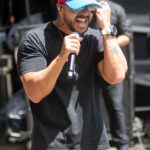 Luis Fonsi Instagram – Esta noche lo voy a dejar TODO en Caracas…TODO! Nos vemos en un rato ❤️🇻🇪🔥 #Soundcheck 🎤