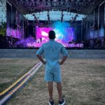 Luis Fonsi Instagram – Preparándome para esta noche. Estoy feliz de cantar aquí en La Gomera por primera vez, gracias por invitarme. Estamos listos para dejarlo todo sobre el escenario 🔥🔥🔥 La Gomera, Islas Canarias