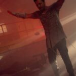 Luis Fonsi Instagram - Cuando la música se convierte en un diario de sentimientos, nacen canciones como #Santiago. Mañana estará disponible para todos ustedes, espero que les guste. Un abrazo mi gente ❤️