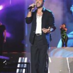 Luis Fonsi Instagram - Gracias 2023 por ser un año lleno de bendiciones, que bien me la pasé. 2024 será aún mejor 🔥 #Fonsi
