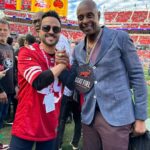 Luis Fonsi Instagram - Cuando conoces a tus 3 héroes de la infancia en una misma noche… ah, y tu equipo favorito gana para ir al Super Bowl. Ahora mismo tengo esa ilusión que tenía a los 8 años de edad y se lo quiero contar a todos mis panas! Gracias por una infancia llena de las mejores melodías y de touchdowns! @joemontana @jerryrice @journeyofficial @49ers 🐐 🏈 🎸 🏆 When you meet your 3 childhood heroes on the same day 🤯 oh yeah and your team wins to go to the Super Bowl. I’m 8 years old all over again and I can’t wait to brag in front of my friends. Thank you guys for a childhood filled with the best melodies and Super Bowl wins. #DontStopBelieving #FaithfullToTheBay #FanningOut #SoyUnFaranduleroYNoMeImporta SF 49ers Levi's Stadium