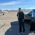 Luis Fonsi Instagram - Recap de mis vacaciones 🤍 La pasé increíble con mis personas favoritas. Ahora regreso emocionado y recargado para lanzar nueva canción en 10 días, comenzar nueva gira el mes que viene y lanzar un nuevo disco en varios meses. Me voy a gozar el 2024 🚀 #PhotoDump Aspen/Snowmass- Colorado, USA