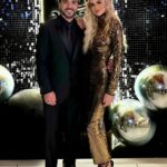 Luis Fonsi Instagram - 2024 será un gran año 🎊. Yo lo recibo con mis 3 personas favoritas, soy muy afortunado. Bendiciones y mucho amor mi gente, los quiero! 🤍 Wynn Las Vegas Hotel & Casino
