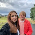 Lukáš Pavlásek Instagram – Osm let spolu na cestě. Další naše výročí na filmovém festivalu ve Slavonicích. Tady jsme se v roce 2015 na začátku srpna seznámili. A letošní desátý festival stál zase za to.  Spousta hudby, filmů, kamarádů a mejdanů. Tak se těšíme na příští rok!

#slavonice #festival #vyroci Slavonice Fest