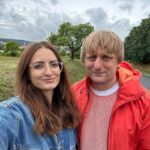 Lukáš Pavlásek Instagram – Osm let spolu na cestě. Další naše výročí na filmovém festivalu ve Slavonicích. Tady jsme se v roce 2015 na začátku srpna seznámili. A letošní desátý festival stál zase za to.  Spousta hudby, filmů, kamarádů a mejdanů. Tak se těšíme na příští rok!

#slavonice #festival #vyroci Slavonice Fest