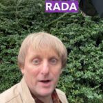 Lukáš Pavlásek Instagram - Rada od nakladatele! #rada #upozorneni #nakladatel #vladcevsechgalaxii #lukaspavlasek #humor #knihy #auto #vsudeknihy