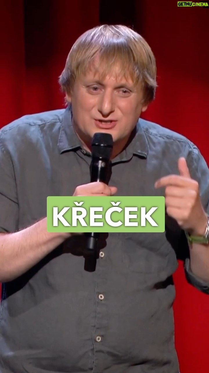 Lukáš Pavlásek - 324 Likes - Nákupní centrum.
#muzi #zeny #nakupy #krecek #kobylka #nakupnicentrum #parfemy #odevy #standup #standupcomedy #humor #lukaspavlasek #nastojaka #comedyclub #standupshow #standupspecial #prijdnazivo #predstaveni #live #prijdnapredstaveni #planetaslepic #kdoneplacenenicech #divadlo #klub #publikum