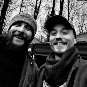 Lukas Løkken Instagram - Elves is now streaming on Netflix! 🎅👻👽

Shoutout to @netflixnordic, @misofilm and the whole cast and crew for making this such a great experience for me 🙏

Hugs and kisses and all that good shit ✌🤍

Oh, and btw if you dont like blood, i suggest you dont swipe past the spoiler warning 😇👍