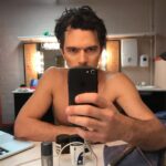 Luke Arnold Instagram – Some Shakespeare in Love backstage selfies. I played 5 characters but one of those characters played two other characters. 
Nice to not have to wear makeup for a while. I miss the frocks though.