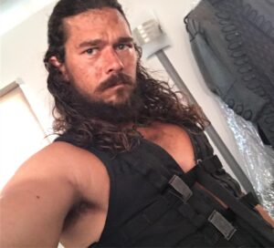 Luke Arnold Instagram - Stumbled over some behind-the-scenes Black Sails selfies that I might as well share ☠️
We have ‘Sandblasted Silver’ ‘Stuntman Silver’ ‘Sexy-time Silver’ and ‘Skinny-ass Silver’