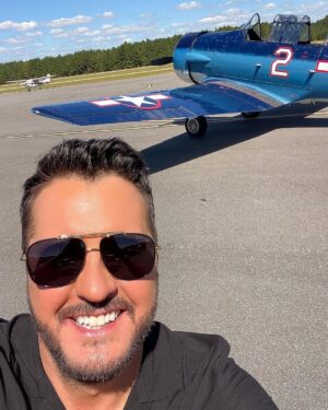 Luke Bryan Instagram - Another @americanidol season takes off tonight y’all! #AmericanIdol