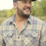 Luke Bryan Instagram – Nothing like a #SouthernAndSlow day on the farm