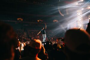 Luke Bryan Instagram - No better feeling. Thanks, Evansville. #CountryOnTour