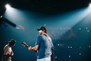 Luke Bryan Instagram - No better feeling. Thanks, Evansville. #CountryOnTour