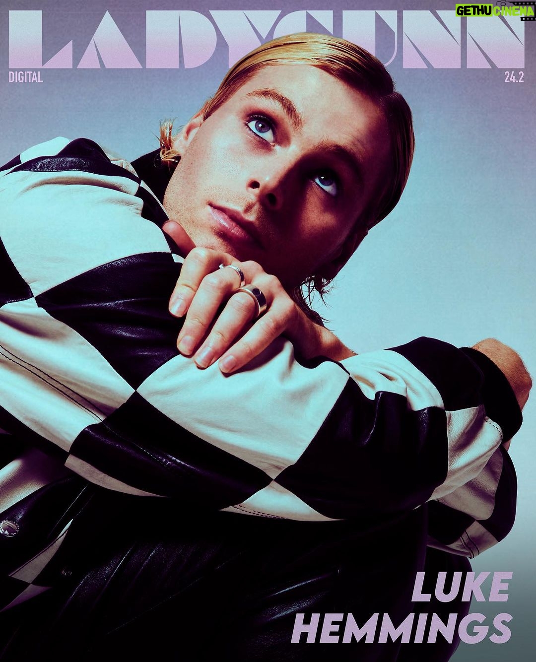 Luke Hemmings Instagram - Ladygunn, thanks for having the boy! 🥀 @ladygunn Words / @joannxzhang Photos / @savannarruedy Styling / @styledbyphil MUA / @ghost_artistry_ Hair / Isaac Davidson Photo+ Video Assistant / @darafeller Cover Art / Pearl Zhang