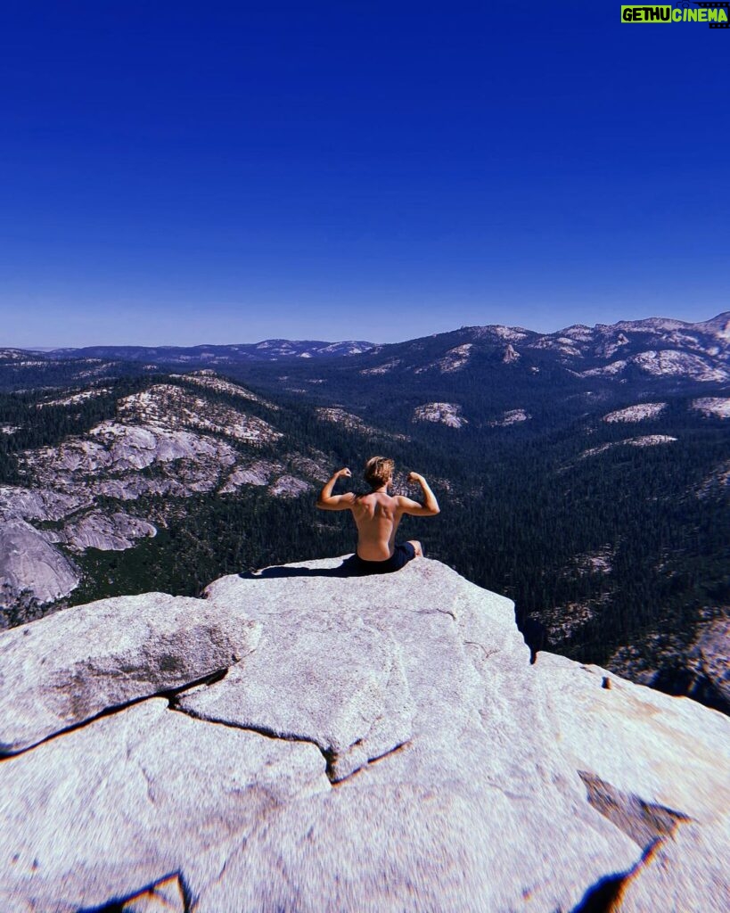 Luke Mullen Instagram - This is your sign to take a spontaneous trip to a national park Yosemite National Park