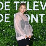 Lula Cotton-Frapier Instagram - VOTEZ POUR MIXTE SUR LE SITE DE CANNES SÉRIE ! Et voilà je vous fais un grand sourire @primevideofr merci !