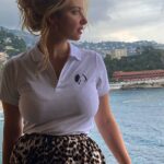 Lula Cotton-Frapier Instagram - Les strass et paillettes VS l’équipe de mixte #mixte1963 @primevideofr Monte-Carlo, Monaco