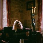 Lula Cotton-Frapier Instagram - Faire glong glong @damos.fr 🙆‍♀️ Guitar Hero Palace
