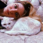 Lula Cotton-Frapier Instagram - Il est très à l’aise avec moi 🤍