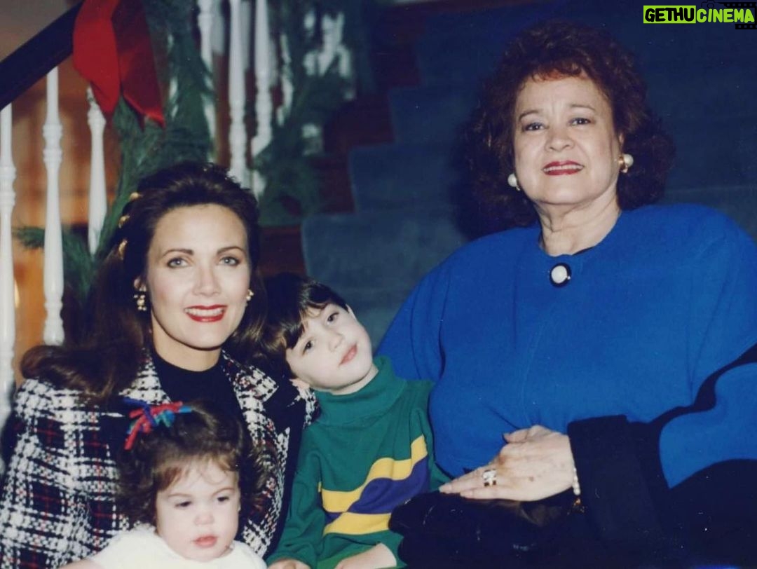 Lynda Carter Instagram - I miss you every day, Mom. Happy Mother’s Day 🌷