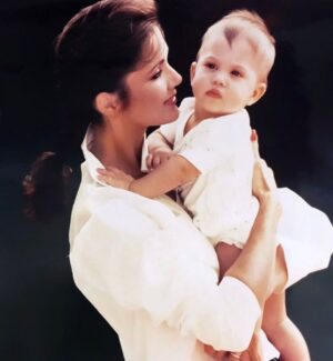 Lynda Carter Instagram - To my son and hero, Jamie… happy 35th birthday ❤️

It’s a milestone in so many ways, yet you are still that same curious, kind, loving, talented, brilliant person you have always been throughout your life. And while you have changed, you have held onto all of those amazing qualities. 

Your dad and I loved watching you grow into the exceptionally, thoughtful, introspective, and interesting man you are today. 

I love you with all my heart. Mom