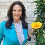 Lynda Carter Instagram - Looking at the weather today and missing when I could smell the flowers… brr! #latergram