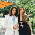Lynda Carter Instagram - Thank you all for the sweet birthday wishes. Enjoyed a relaxing weekend with my daughter @jessica.carter.altman… join us in NYC at @dromnyc for her show 7/26 🥰 Link in bio