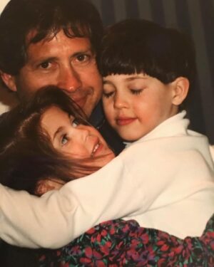 Lynda Carter Instagram - Father’s Day is so hard when they’re no longer around. My heart is with anyone in the same boat. Thinking of my husband Robert and my dad Colby, and how much I love and miss them. ❤️