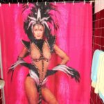 Lynda Carter Instagram - This shower curtain promises not to judge what you look like in the buff. 🤣 Photo by @sallyandmitch