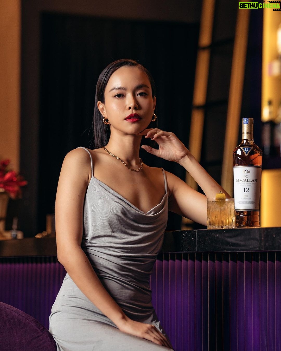 Lynn Lim Instagram - I believe that taste has the remarkable ability to evoke memories and transport you on a journey. With every sip of The Macallan Double Cask, it’s not just about tasting the exquisite notes, it’s also reliving cherished moments and embarking on a sensory journey that intertwines the present with fond recollections. Crafted without compromise. Please savour The Macallan responsibly. #TheMacallan #TheMacallanDoubleCask @themacallanjeremy @the_macallan @willowkualalumpur Willow Kuala Lumpur