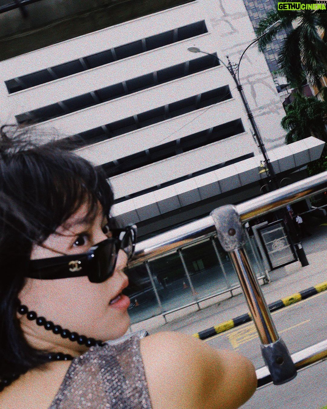 Lynn Lim Instagram - Necessities for happiness: sunshine and wind, food and bus ride 🚌 #thankyou @chanelofficial Kuala Lumpur, Malaysia