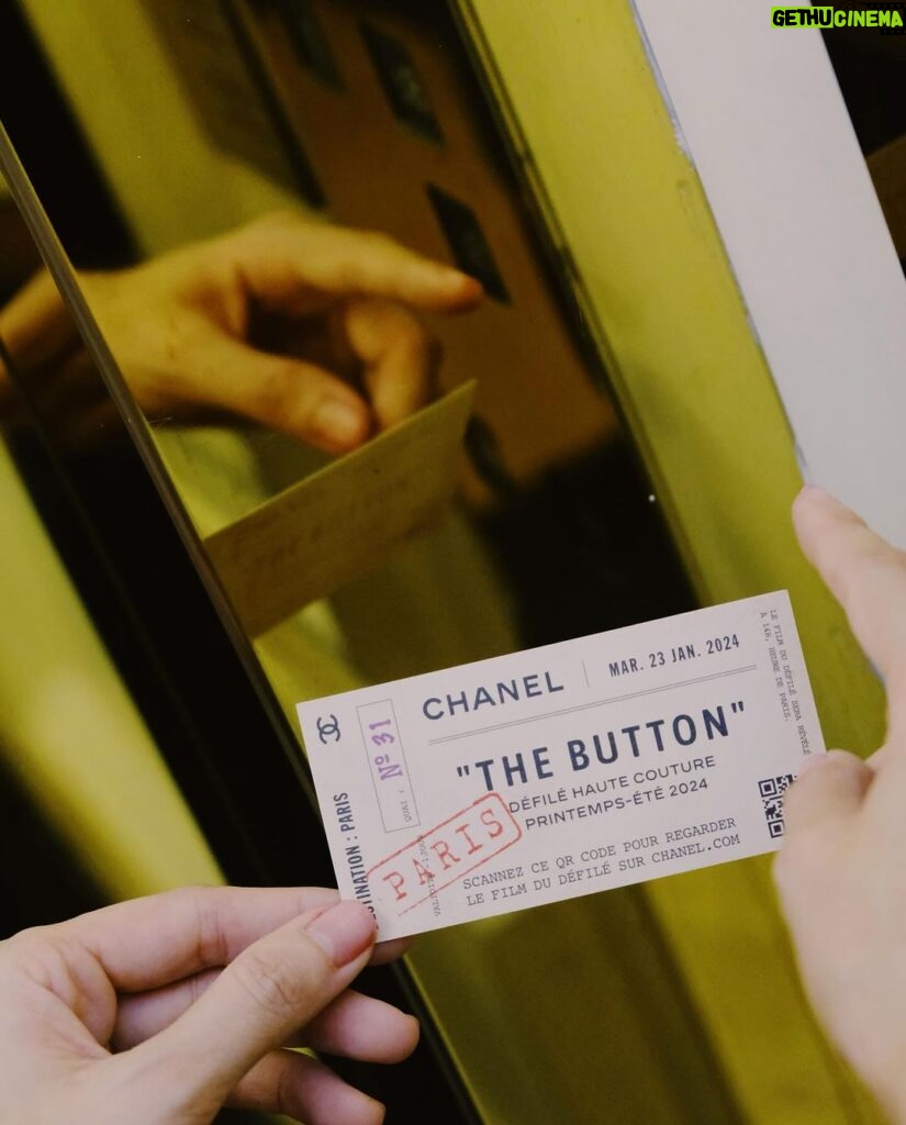 Lynn Lim Instagram - Over time, stories stay alive through transmission. A gift I received from the film, The Button. @chanelofficial spring summer 24’ Haute Couture film, will be up today. Malaysia time 9pm; Paris time 2pm. #CHANELHauteCouture #CHANELMY
