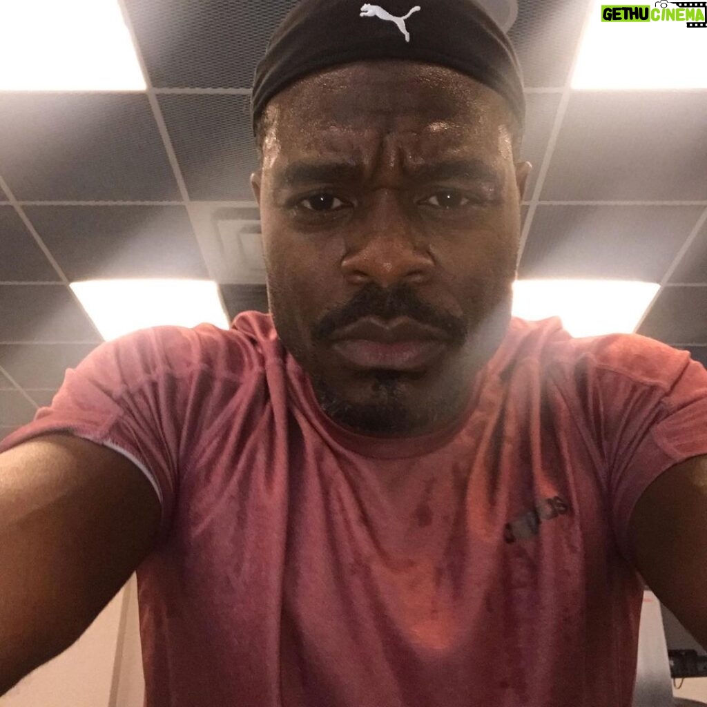 Lyriq Bent Instagram - How are you sweating today? #workout #cardio #stayfit #brooklyn #nyc #puma Downtown Brooklyn