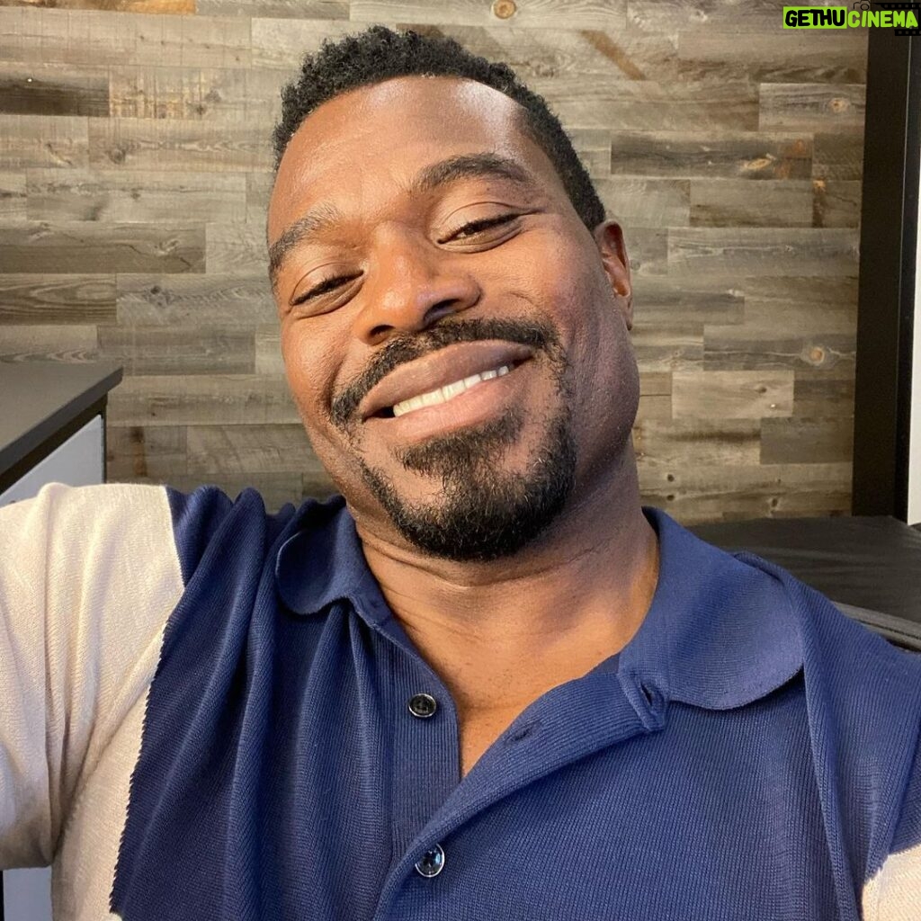 Lyriq Bent Instagram - Living my best life, with great thoughts. Put your thoughts in motion. Bless #life #bestlife #actorlife #onelife #blessedlife