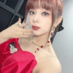 MARiA Instagram - 🌹🌹🌹🌹🌹🌹🌹🌹 2023年末の番組出演の時の衣装載せられて無かったので 載せていくっ✨ 中国の番組では普段あんまり着ないスタイルの衣装も多いので 新鮮だよね☺️ #GARNiDELiA #MARiA #美依礼芽 #ガルニデ　#衣装