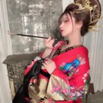MARiA Instagram - MARiA 写真集第4弾『美姫　HIME』 本日発売日です❤️ 早い方はもう届いたよって方もいるかな？？ ドキドキ💓 届いたら感想教えてね♡ みんなのお気に入りのMARiAは見つかるかなー？ リリイベも沢山決まったので ぜひ愛にきてねっ 詳細はHPで✨ #MARiA #美依礼芽 #小美 #GARNiDELiA #花魁　#写真集
