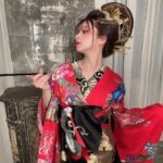 MARiA Instagram - MARiA 写真集第4弾『美姫　HIME』 本日発売日です❤️ 早い方はもう届いたよって方もいるかな？？ ドキドキ💓 届いたら感想教えてね♡ みんなのお気に入りのMARiAは見つかるかなー？ リリイベも沢山決まったので ぜひ愛にきてねっ 詳細はHPで✨ #MARiA #美依礼芽 #小美 #GARNiDELiA #花魁　#写真集