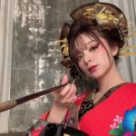 MARiA Instagram - MARiA 写真集第4弾『美姫　HIME』 本日発売日です❤️ 早い方はもう届いたよって方もいるかな？？ ドキドキ💓 届いたら感想教えてね♡ みんなのお気に入りのMARiAは見つかるかなー？ リリイベも沢山決まったので ぜひ愛にきてねっ 詳細はHPで✨ #MARiA #美依礼芽 #小美 #GARNiDELiA #花魁　#写真集