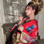 MARiA Instagram - MARiA 写真集第4弾『美姫　HIME』 本日発売日です❤️ 早い方はもう届いたよって方もいるかな？？ ドキドキ💓 届いたら感想教えてね♡ みんなのお気に入りのMARiAは見つかるかなー？ リリイベも沢山決まったので ぜひ愛にきてねっ 詳細はHPで✨ #MARiA #美依礼芽 #小美 #GARNiDELiA #花魁　#写真集