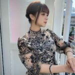 MARiA Instagram - 先日、大好きな後輩ちゃんたちの結婚パーティーにお祝いに行ってきまして😉🩷おめかしスタイルです。 @bettie_tokyo @yumiko__yamamoto さんにヘアアレンジ可愛くしてもらいましたーっ☺️ いやぁ、それにしても超ハッピーで超素敵なパーティーだったなぁ♡呼んでいただいてとっても嬉しかったです✨ 私にとっても一生忘れられない特別な時間になりました、、、✨ 本当に本当におめでとう㊗️ 今年は私の仲良しさんたちがたくさん結ばれていって 幸せのお裾分けたくさんいただいてますっ。 大好きな人の『幸せ』は自分のこともとても幸せな気持ちにしてくれます✨ #MARiA #おめかし #party #weddingparty